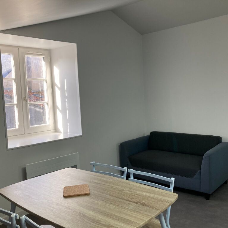 Location appartement 2 pièces, 23.81m², Fontenay-le-Comte - Photo 1