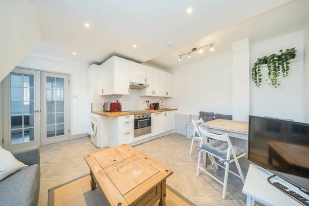 Widegate Street, Spitalfields, E1 - Photo 1