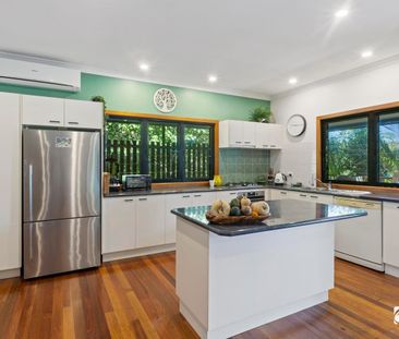 Stunning Hinterland Living with Sweeping Valley Views - Photo 5