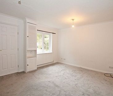 Knotgrass Road, Locks Heath, Southampton - Photo 2