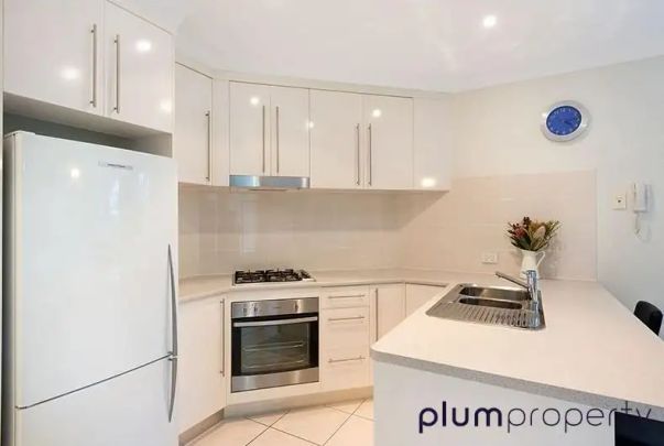3/15 Adsett Street, Taringa QLD 4068 - Photo 1