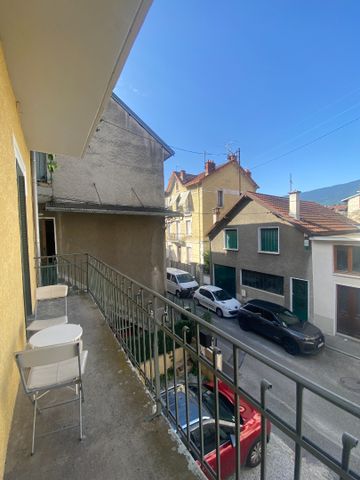 T2 meublé, balcon, parking privatif - Photo 4