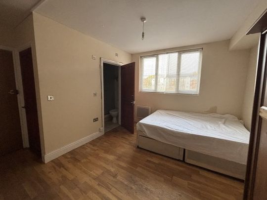 High St, Tonbridge - Photo 1