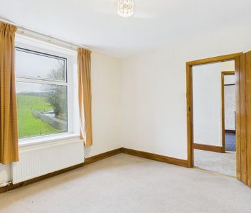 4 bedroom farm house to rent - Photo 6