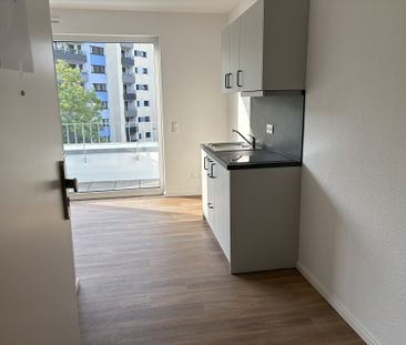 Hochwertiges Studentenapartment mit Pantryküche & Dachterrasse - Photo 3