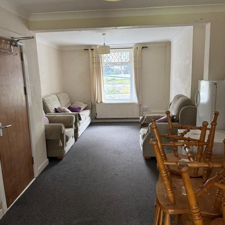 4 bedroom house to rent - Photo 1