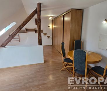 Pronájem bytu 2+kk 79 m², Beckovského 2197, Havlíčkův Brod - Фото 1