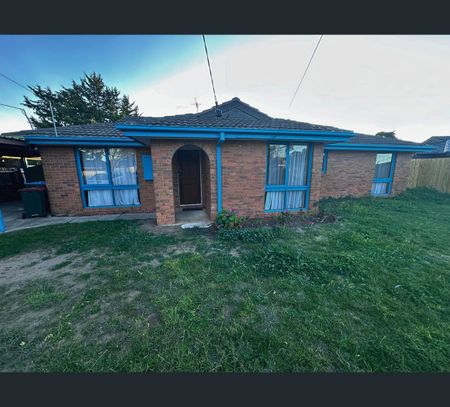 34 Swan Street, Werribee, Vic 3030 - Photo 3