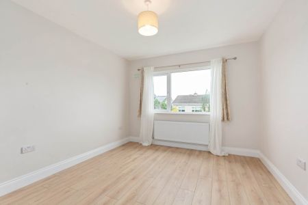 Price €3,250 pcm - Available Now - Unfurnished - Photo 5