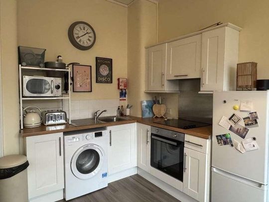 Niddrie Road, Glasgow, G42 - Photo 1