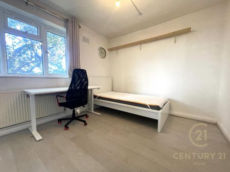 4 bedroom apartment to rent - Photo 5