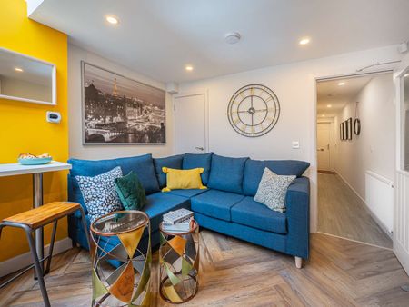 Room 1 Room 5 - Photo 2