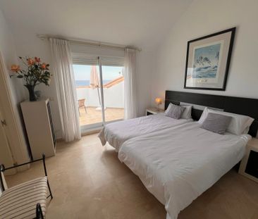 Duplex Penthouse for rent in Torrox Costa - Photo 6
