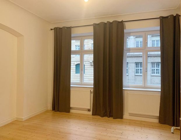 2 freie Zimmer in Berufstätigen WG - Wohnung am Hölderlinplatz - Foto 1
