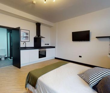 Studio to rent - Photo 3