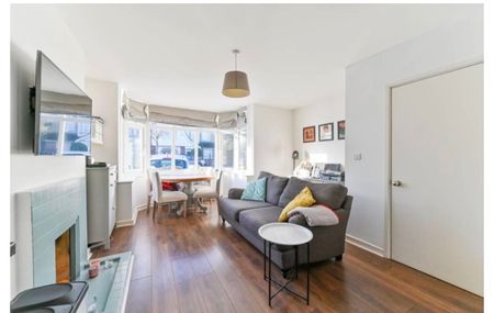 2 Bed Flat, Craignish Avenue, SW16 - Photo 4