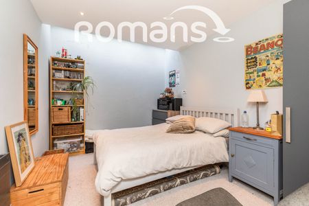 4 bedroom townhouse to rent - Photo 5