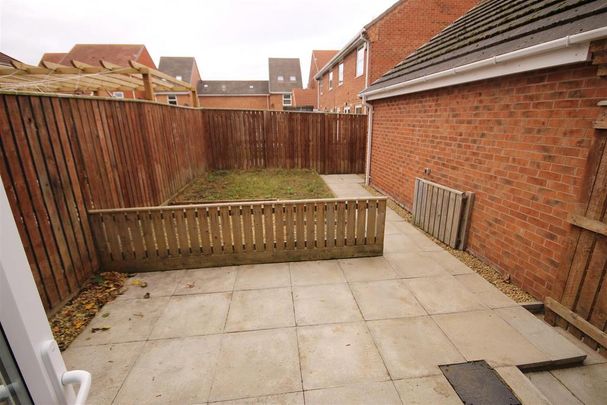 3 bedroom townhouse to rent - Photo 1