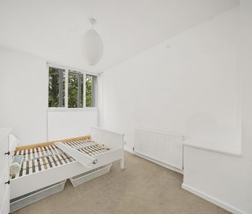 4 bedroom maisonette to rent - Photo 2