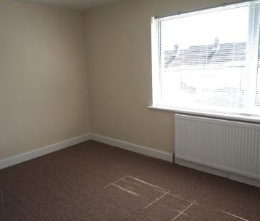 15 Linden Walk, Dunmurry, Belfast, BT17 9QW - Photo 2