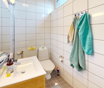 Karlagatan 3 C - Photo 1