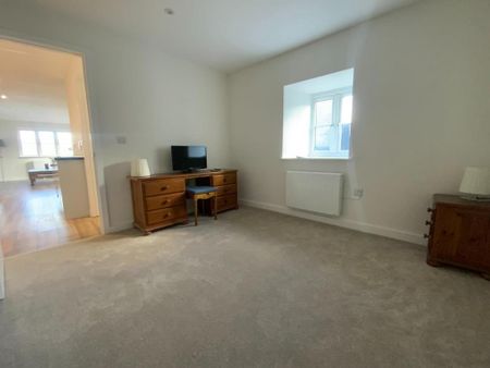 2 bedroom maisonette to rent - Photo 3