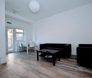1 bedroom house of multiple occupation to rent - Photo 2