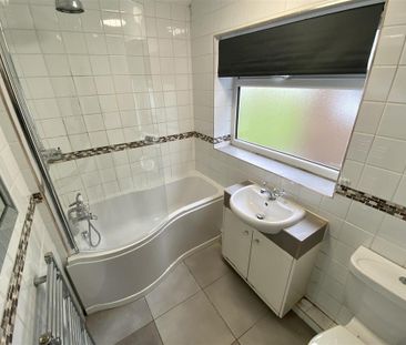 2 bedroom semi-detached house to rent - Photo 5