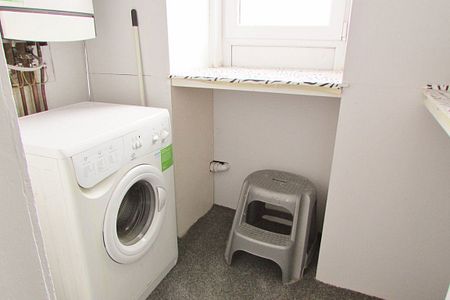 To Let 1 Bed Flat - Photo 5