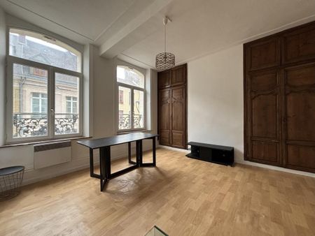 Location Appartement 2 pièces Meublé 44m² ST OMER 62500 - Photo 3