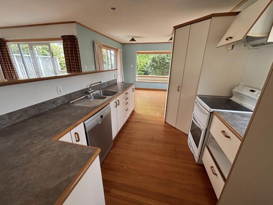 Sunny Family Home on Brougham - Photo 1