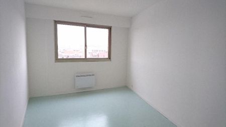 Location Appartement 2 pièces 62m² VALENCIENNES 59300 - Photo 4