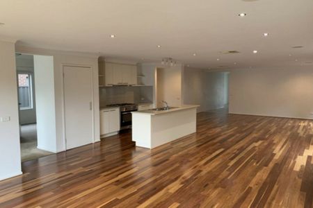 4 Hawkstone Road, Wyndham Vale VIC, Belconnen - Photo 3