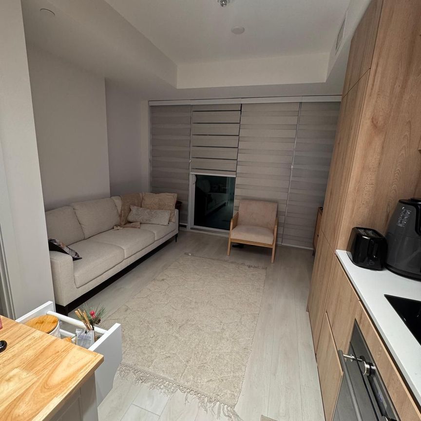 For Lease - 127 Broadway Avenue Unit# #2706S, Toronto, Ontario - Photo 1