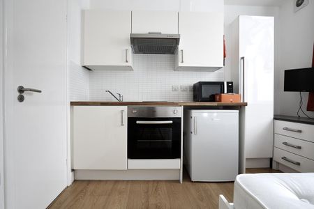 Studio to rent - Photo 3