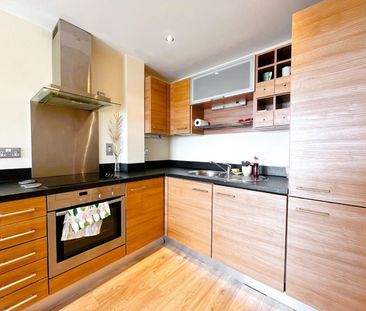 1 bedroom Flat To Let - Photo 6