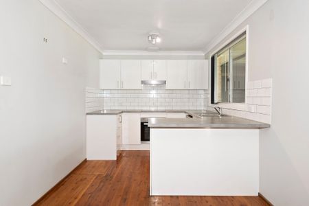 67 Mavis Street, - Photo 2