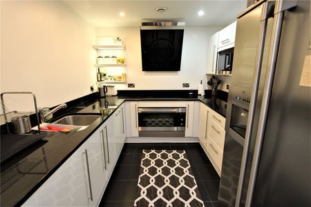 2 bedroom apartment to rent - Photo 4