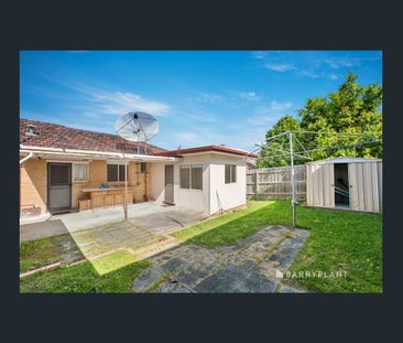 Charming Family Home! - Photo 5