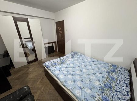 Apartament 3 camere 62 mp + balcon, centrala termica, zona ultracentral - Photo 3