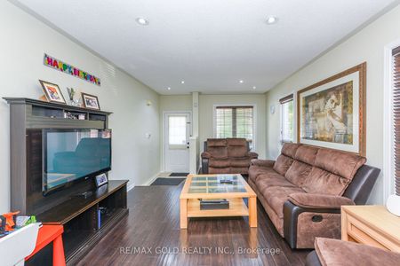 For Lease - 124 Starhill Crescent, Brampton, Ontario - Photo 3