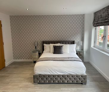 1 Bed Flat, Lexington Place, NG1 - Photo 3