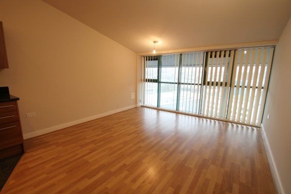 Ocean Crescent, Plymouth, PL1 - Photo 1