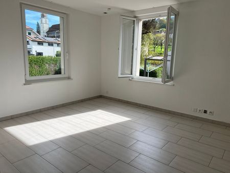 Maison individuelle spacieuse avec grand terrain à Courfaivre - Photo 3