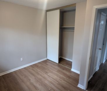 For Lease - 24 Hodgins Avenue, Georgina, Ontario - Photo 1