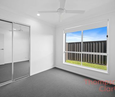 Near new Duplex - Photo 6