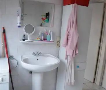 Instapklaar dakappartement met terras en autostandplaats in Ardooie - Photo 6