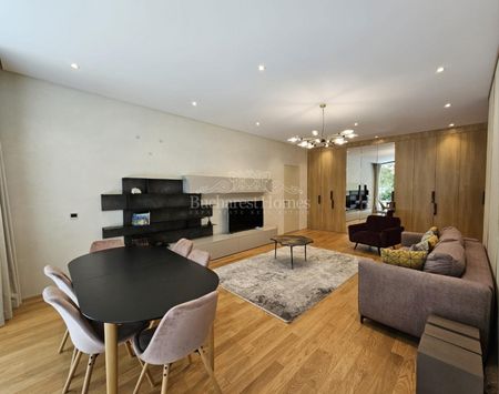 Luxurious Two-Bedroom Flat with Garden - Floreasca - Photo 2
