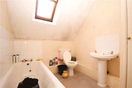 Arthur Street, Aldershot, GU11 1HL - Photo 3