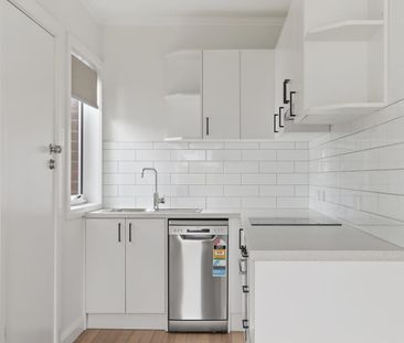 Where Fresh Finishes Meet Everyday Ease - Photo 3